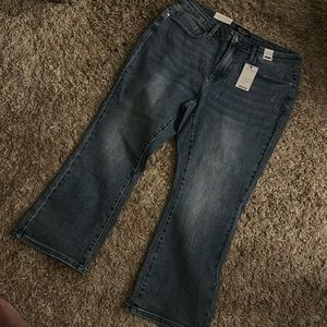 Judy Blue Midrise cropped Bootcut